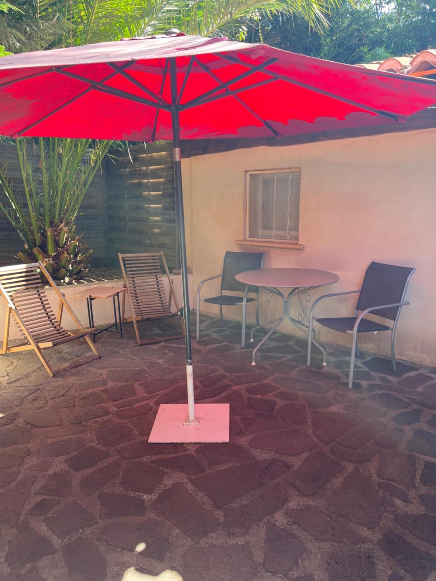 Le Mazet Des Mures Grimaud Exteriör bild